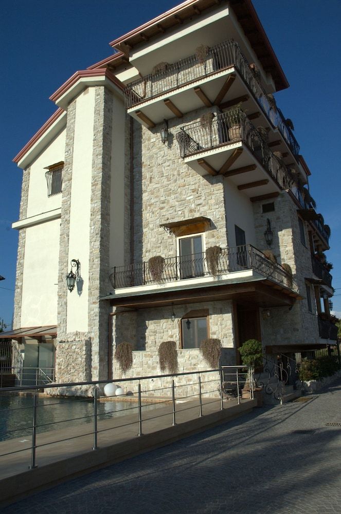 Hotel Villa Clementina 1