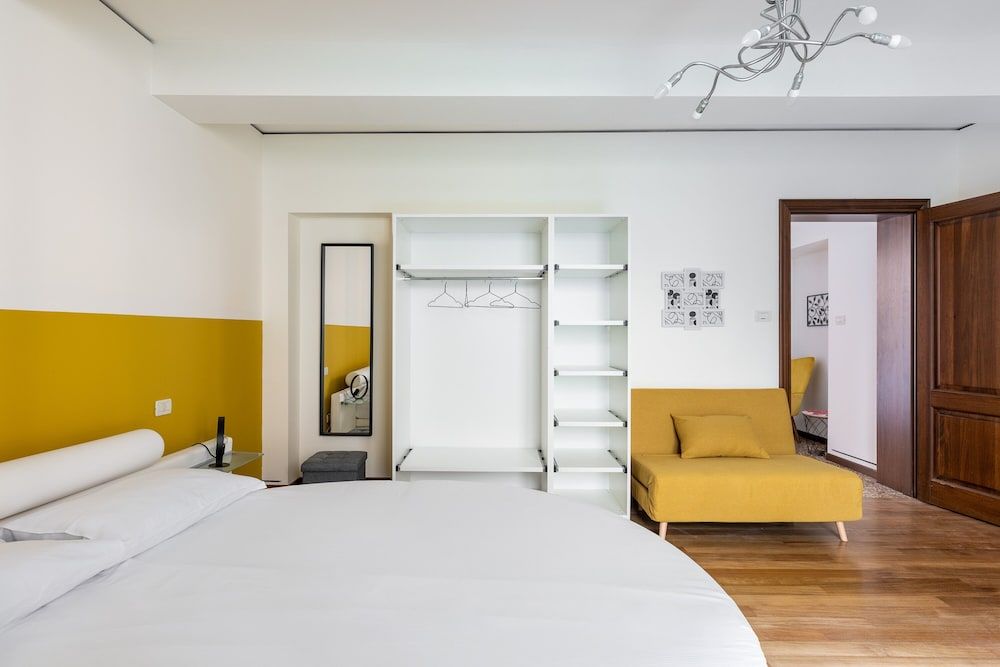Strada Maggiore Apts by Wonderful Italy 1