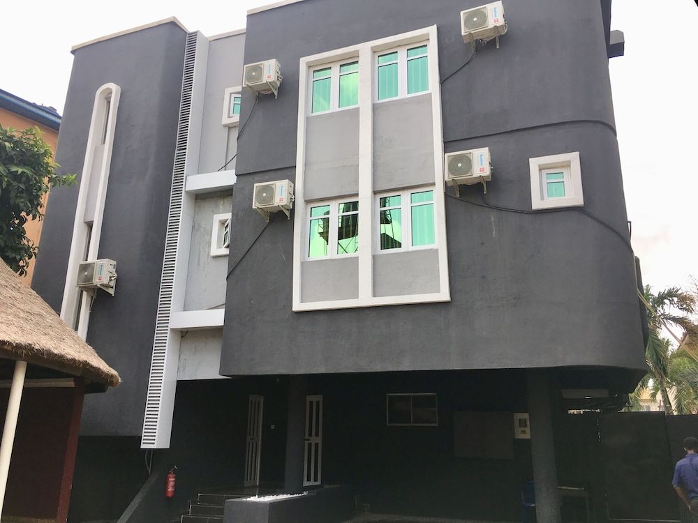 Choice Suites II 1