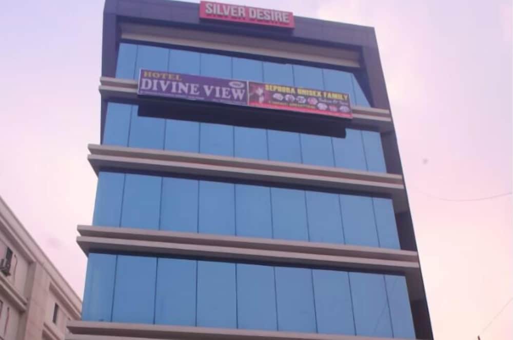 Divine View 1