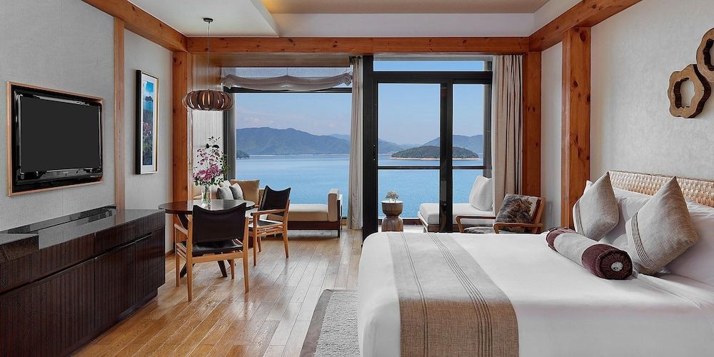 Holiday Inn One Thousand Island Lake by IHG 1