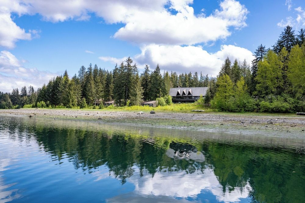 Glacier Bay Lodge 1