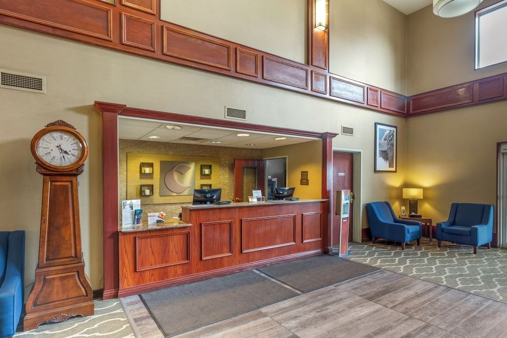Comfort Inn & Suites Rapid City South - Mt Rushmore Gateway 2