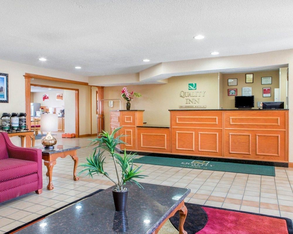 Quality Inn Ottawa near Starved Rock State Park 1