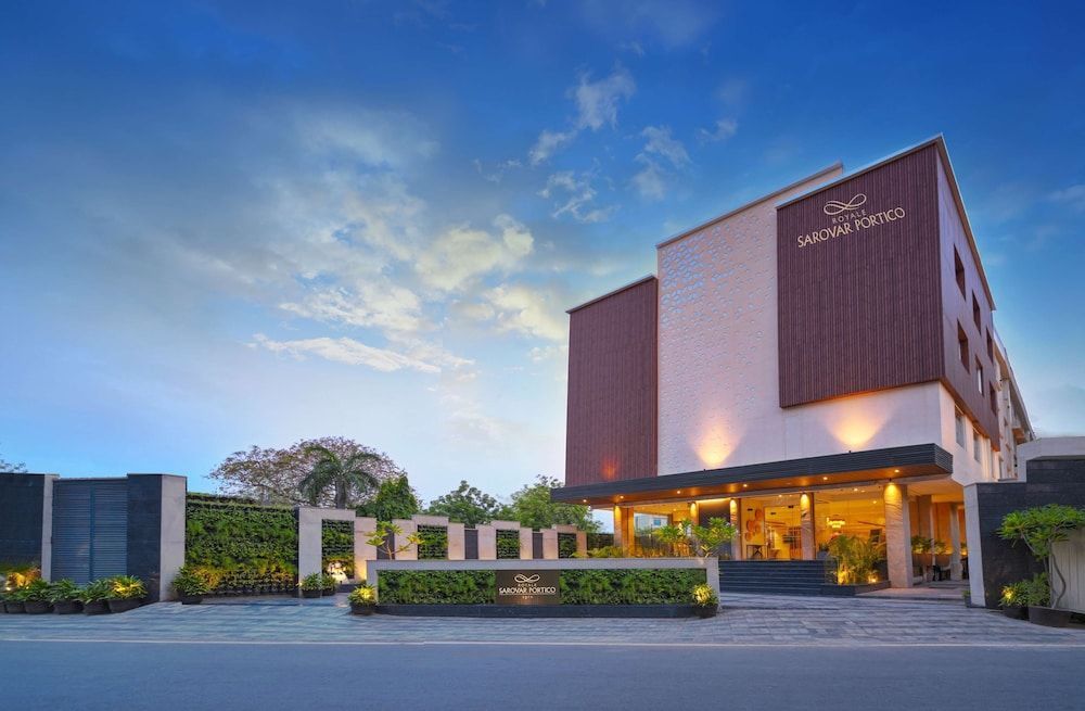 Royale Sarovar Portico Agra 1