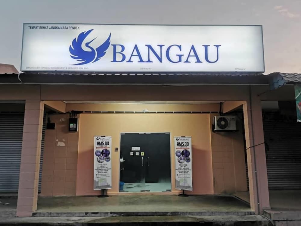 Bangau - Short Term Rest Area Capsule Hotel 1