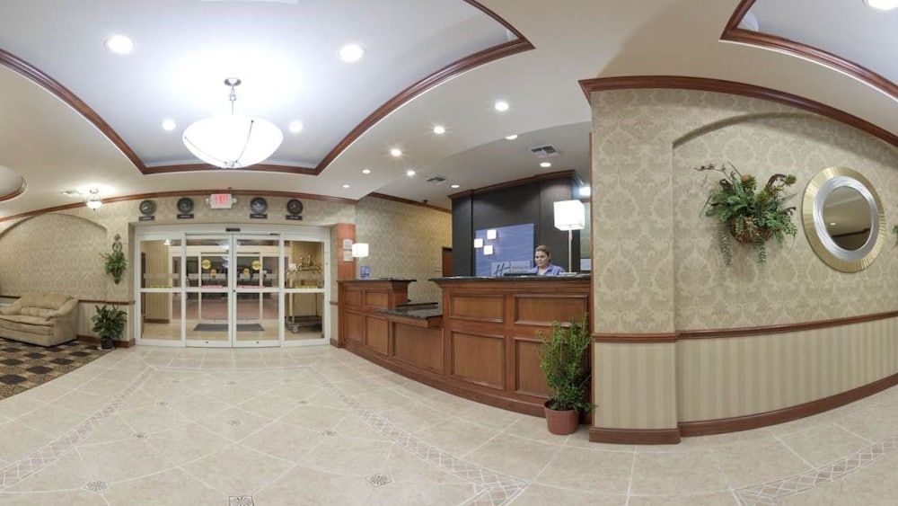 Holiday Inn Express & Suites CORSICANA I-45 by IHG 2