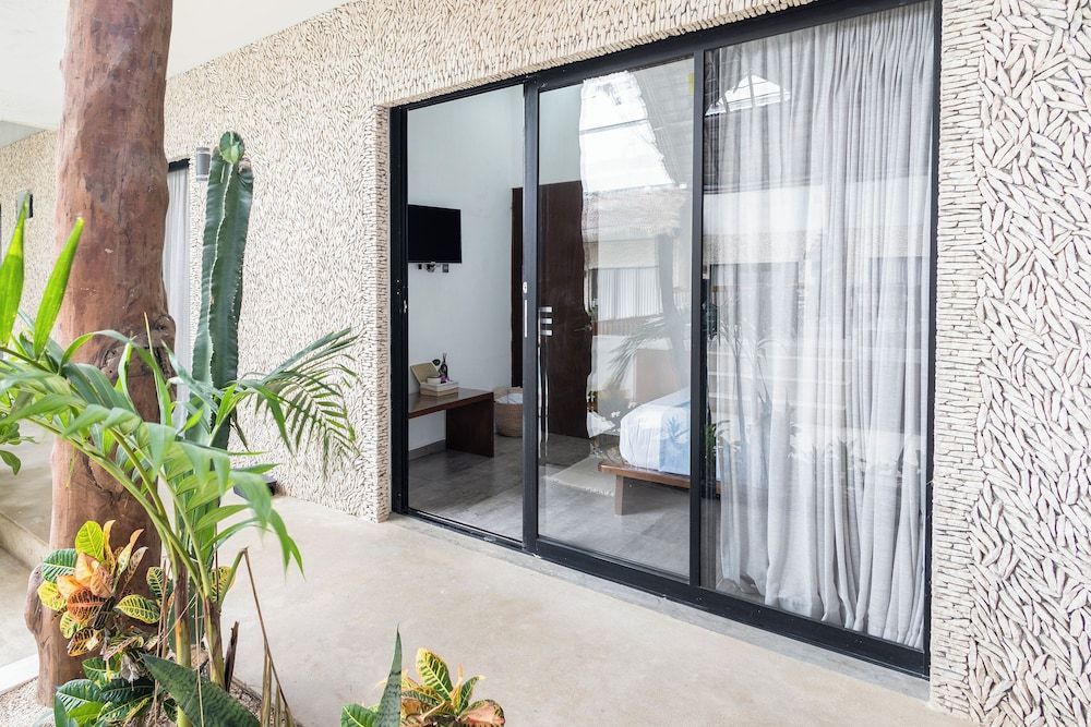 Areia Playa del Carmen-Beach front Hotel 2