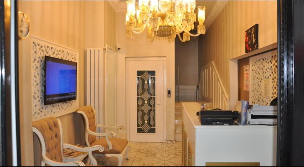 Azade Butik Otel 2