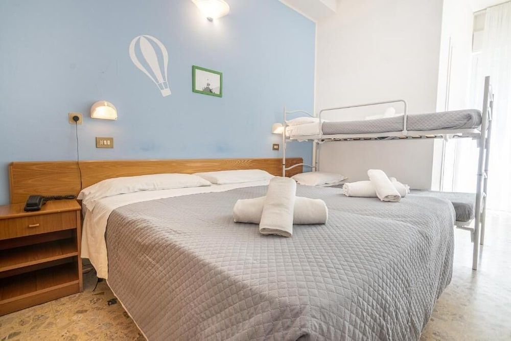 Hotel Santiago 2