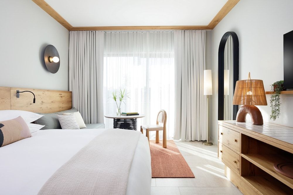 Hotel Indigo Grand Cayman by IHG 1