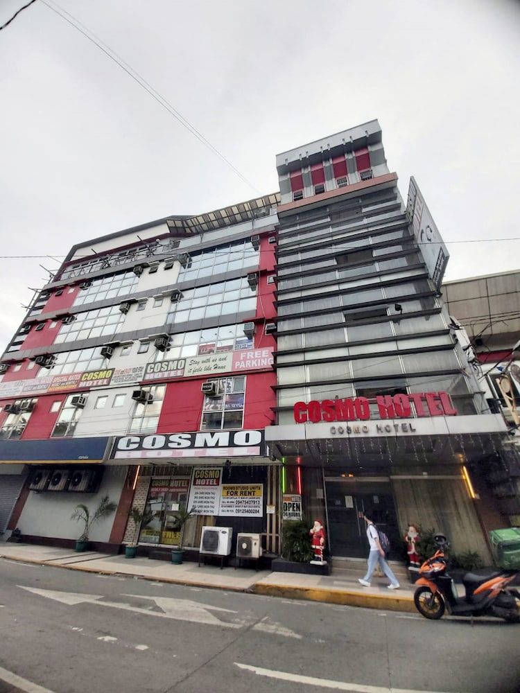 OYO 924 Cosmo Hotel Espana Near Ust 1