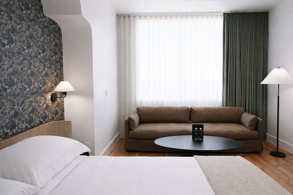 The Inn at Green Pastures 1
