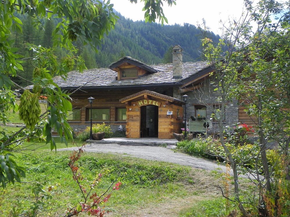 Hotel Les Granges 1
