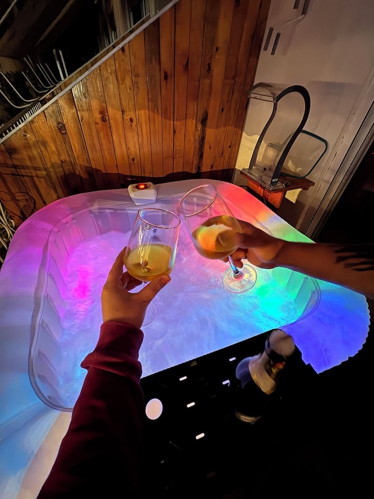 Romance Apartment 1