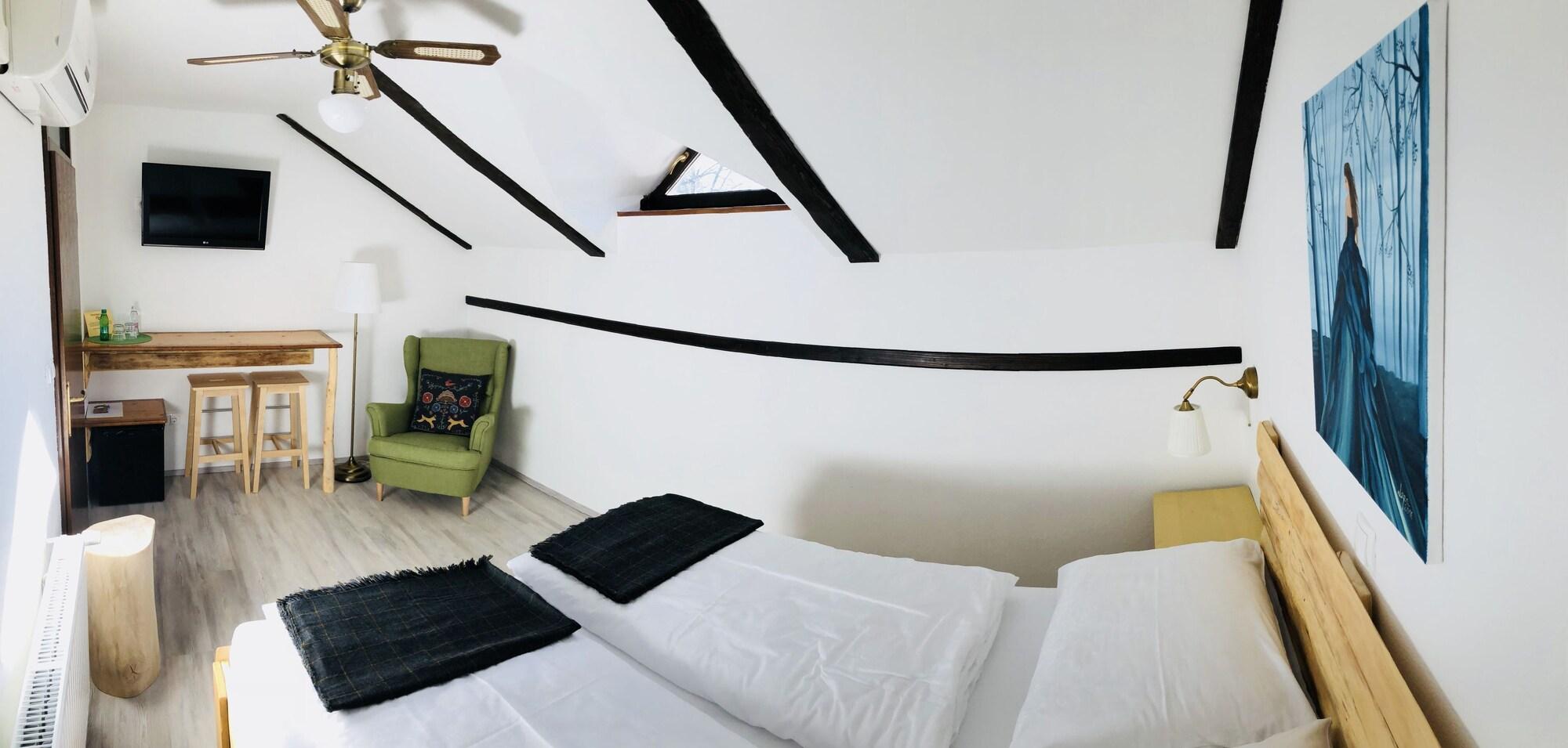 Pension & Glamping Pibernik 2