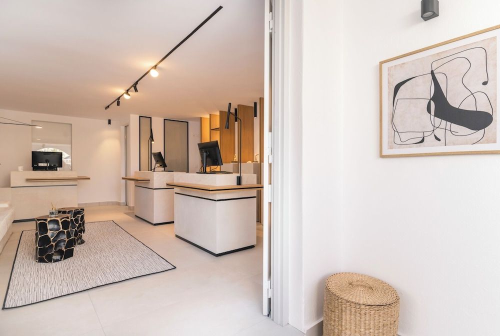 Quartano Suites by Heliessa, Adults Only 2