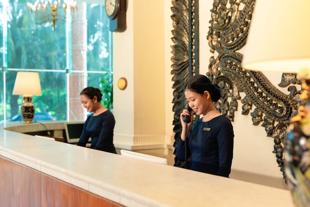 Inya Lake Hotel Yangon 2
