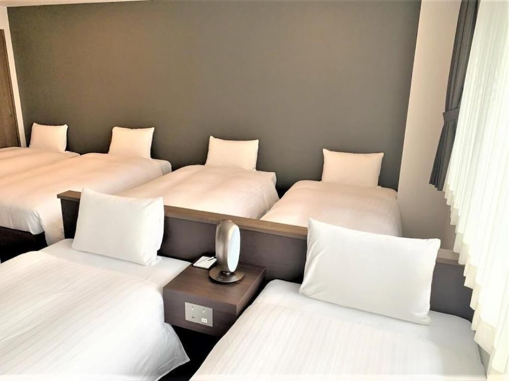 Bande Hotel Osaka 2