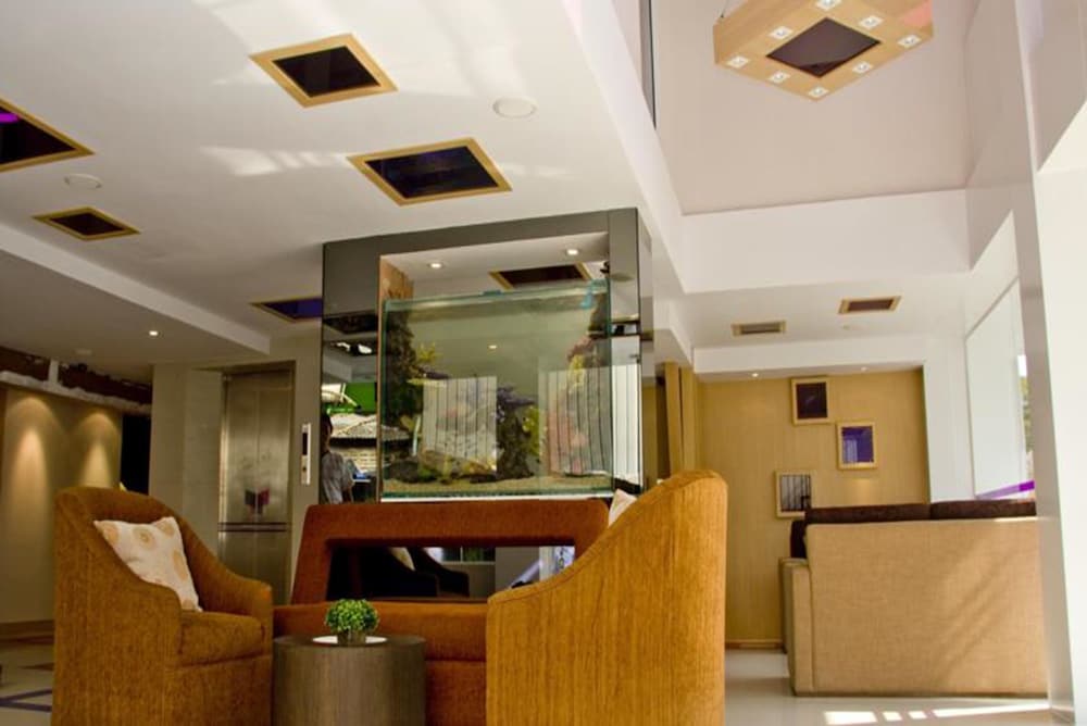 Paradiso Boutique Suites 2