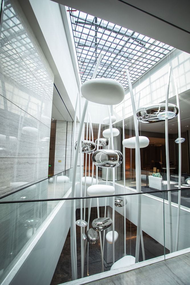 Crowne Plaza Shenzhen World Exhibition and Convention Center by IHG 1