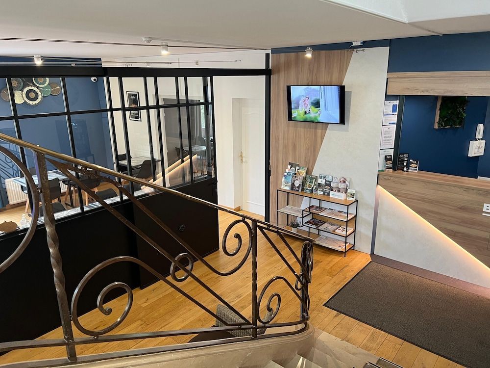 Brit Hotel du Parc Niort Centre-Parking gratuit 2