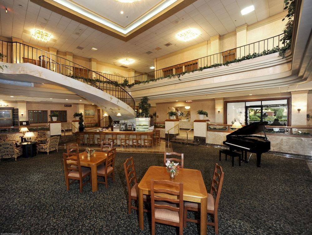 Sterling Hotel Dallas 2