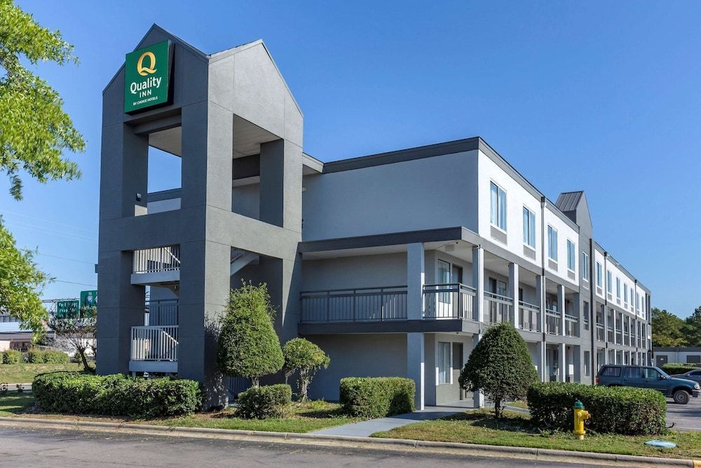 Quality Inn Fayetteville near Fort Bragg 1
