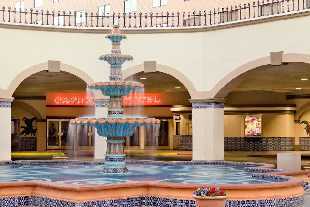 Harrah's Laughlin, A Caesars Destination 2
