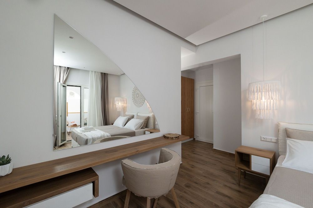 Naxian Memories Apartments 1