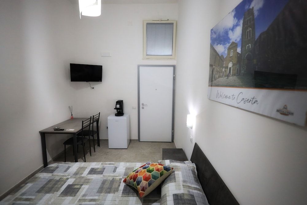 B&B REVOLUTION BED e BREAKFAST 2