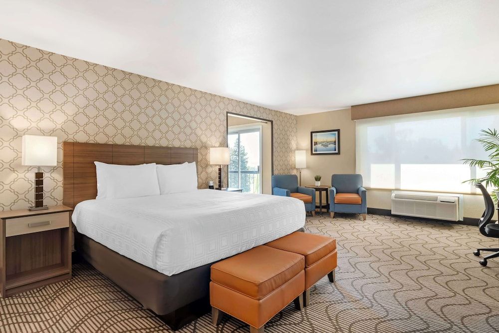 Best Western Plus Heritage Inn 1
