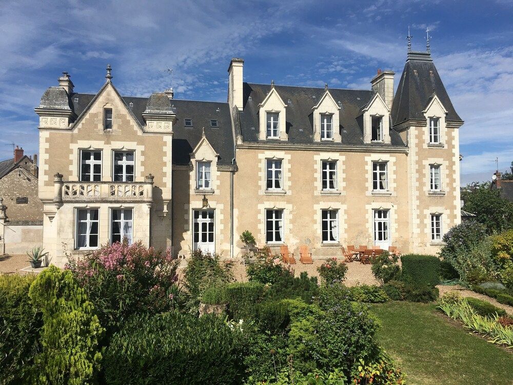Le Prieure d'Orchaise 1
