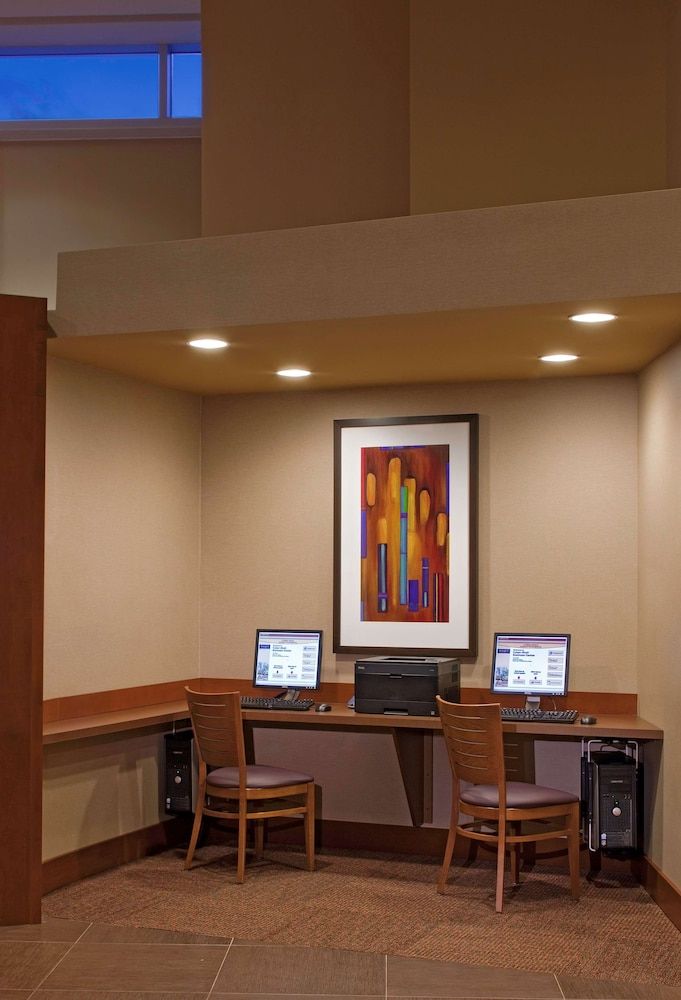 Hyatt Place Boston - Medford 2