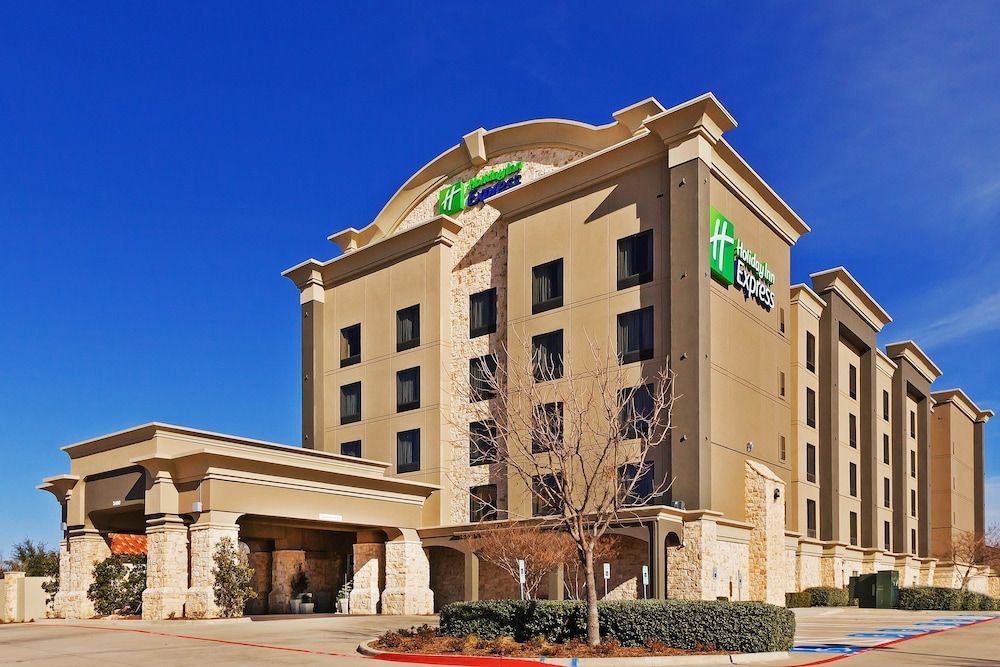 Holiday Inn Express FRISCO LEGACY PARK AREA by IHG 1