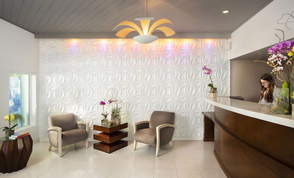 Orchid Key Inn - Adults Only 2