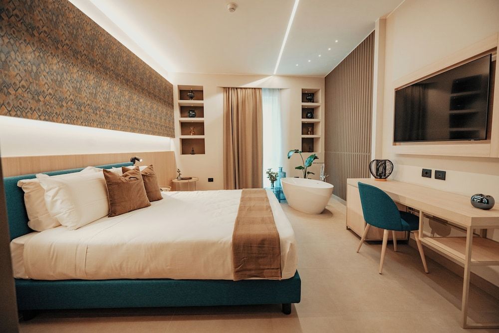 Lumia Hotel 1