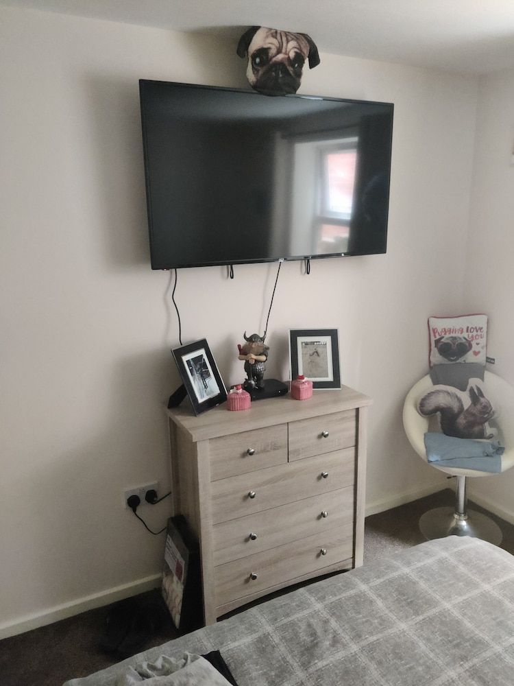 Captivating 1-bed Apartment in Bournemouth 1