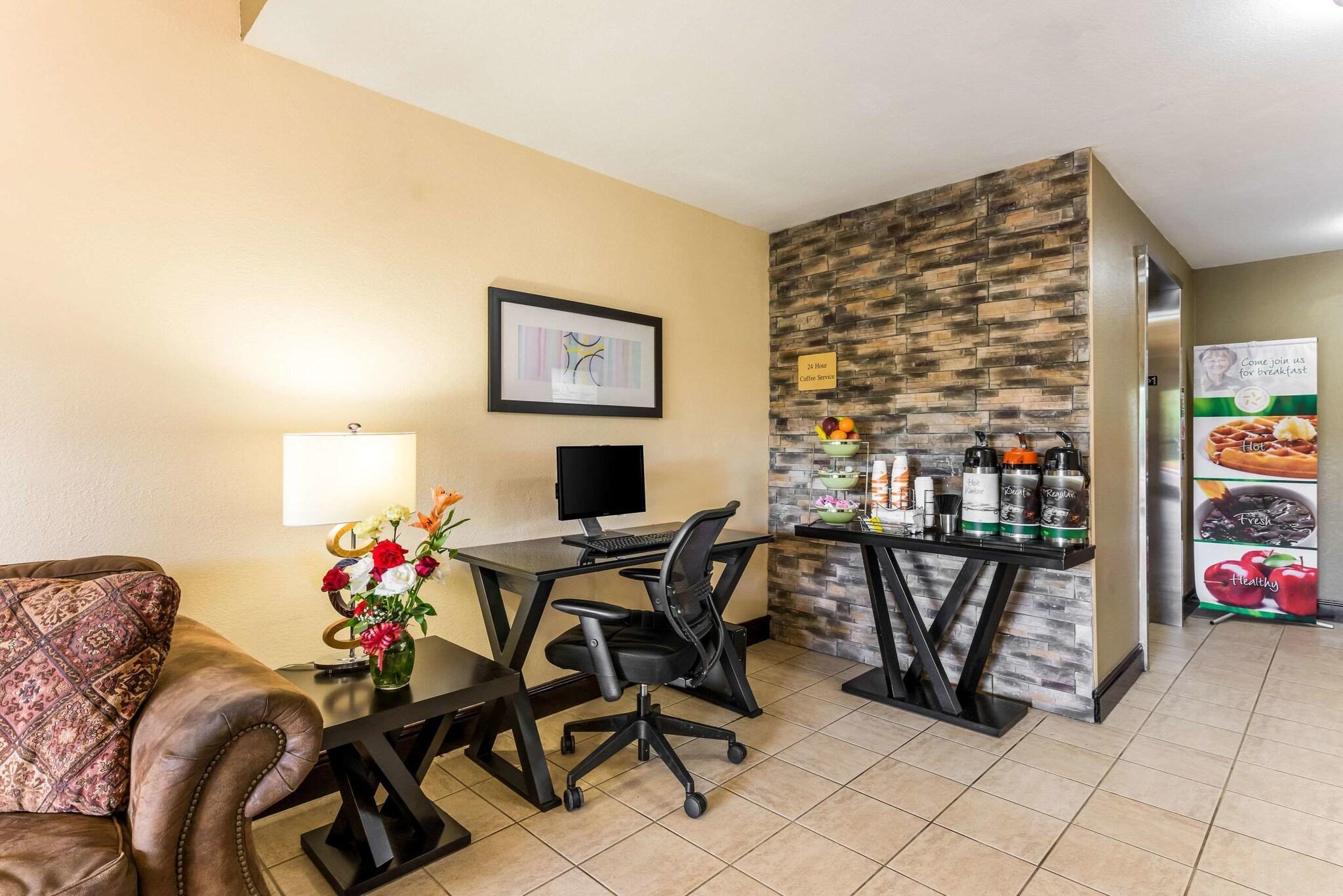 Quality Inn Huntersville near Lake Norman 1