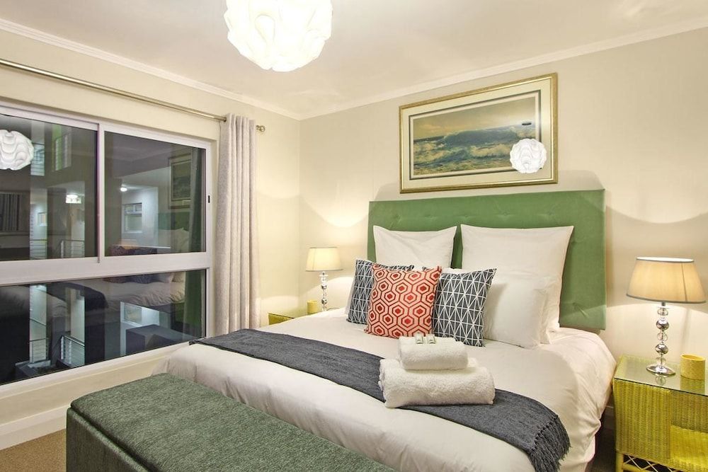 Ashton Park Luxury Apartment 1