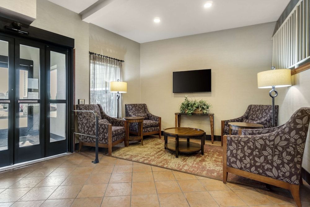 Best Western Plus Grapevine Inn 2
