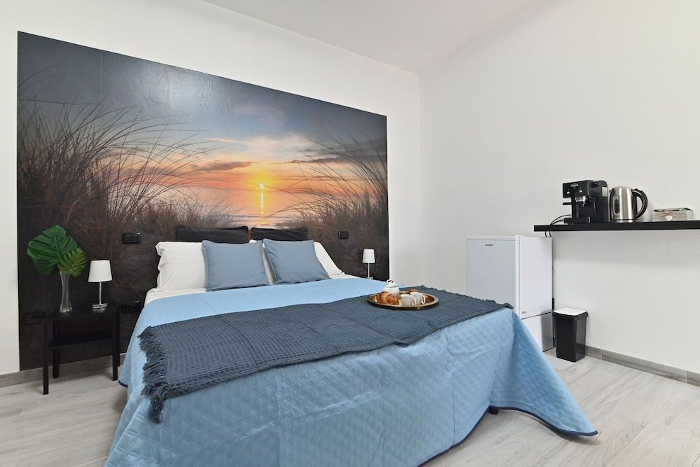 IzzHome Cozy Room 2
