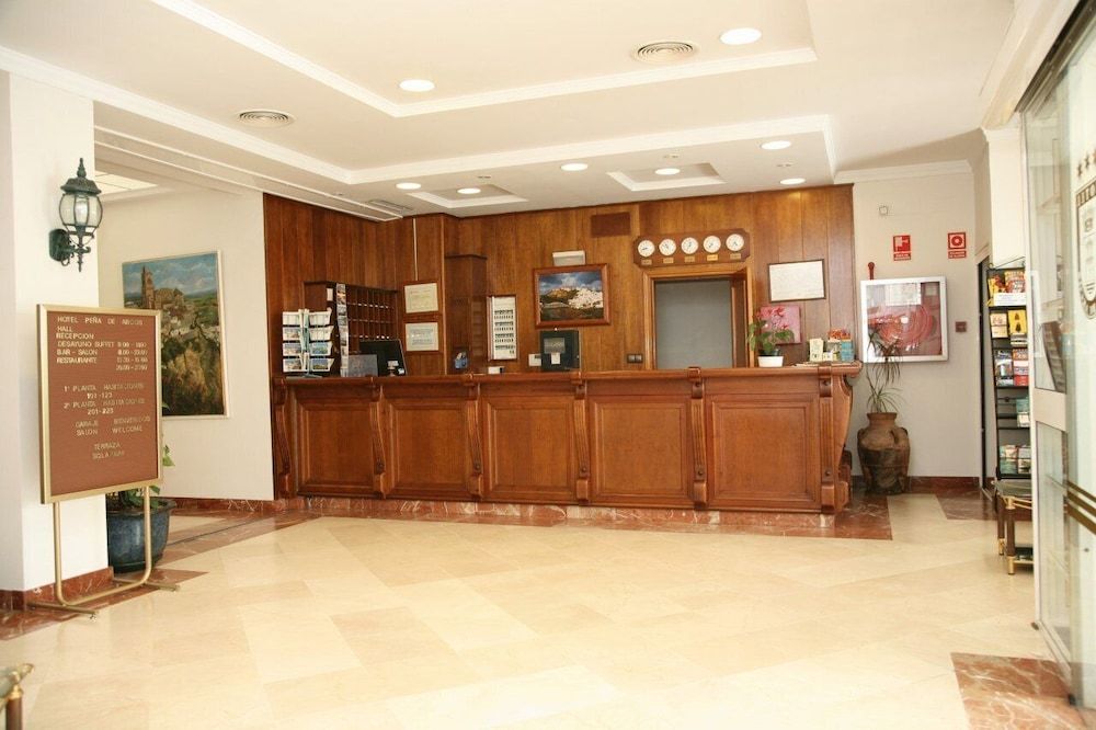 Hotel Peña de Arcos 2