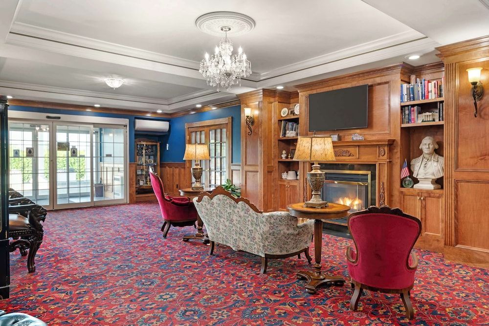 Best Western White House Inn 2