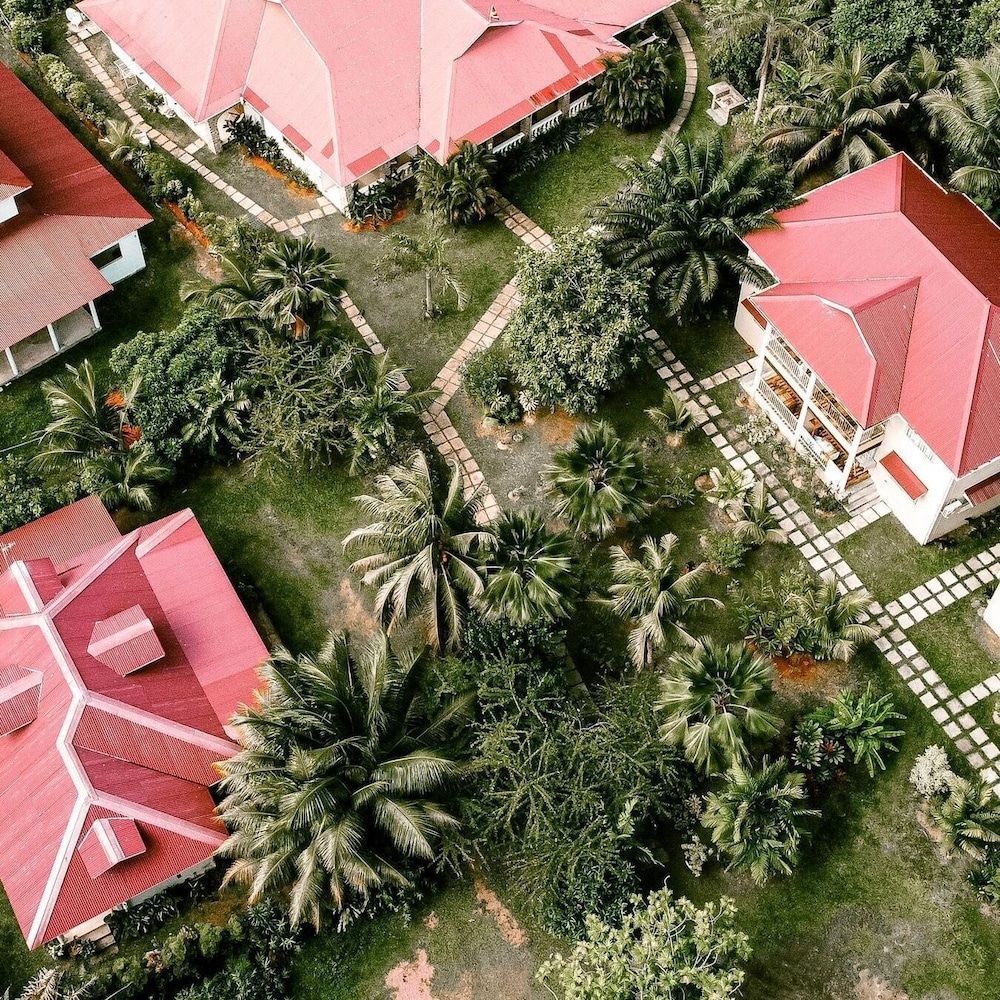 Paris - Praslin - villarafia - Praslin