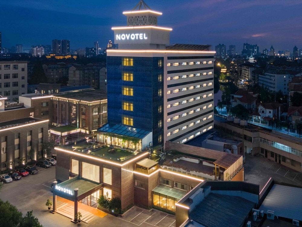 Novotel Nantong Center 1