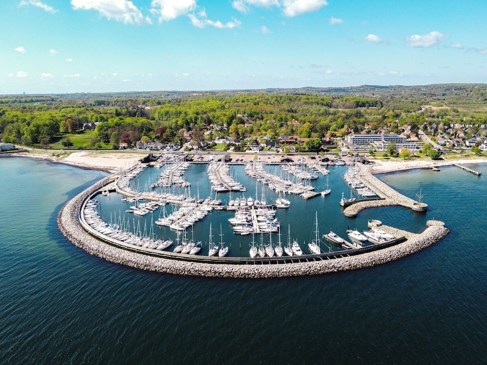 Hotel Marina 1