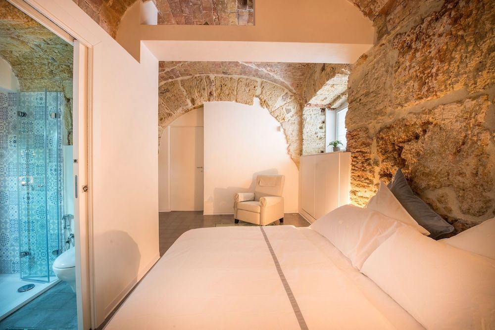 Stylish Home in Front of Casa Professa by Wonderful Italy 2