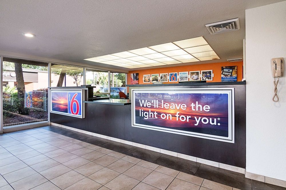 Motel 6-Tampa, FL - Fairgrounds 2