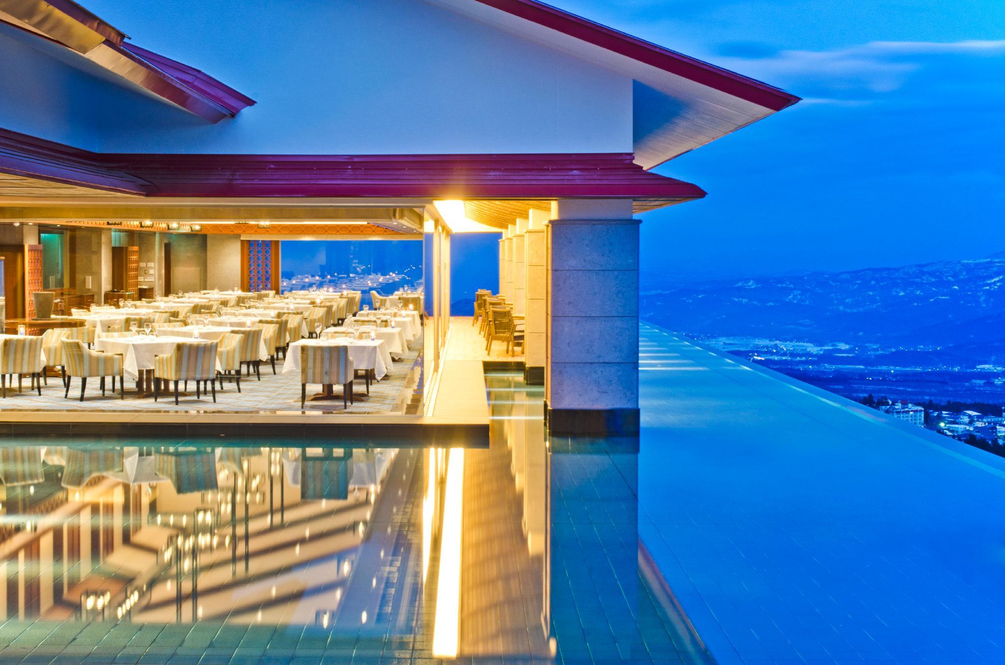 Akakura Kanko Hotel 2